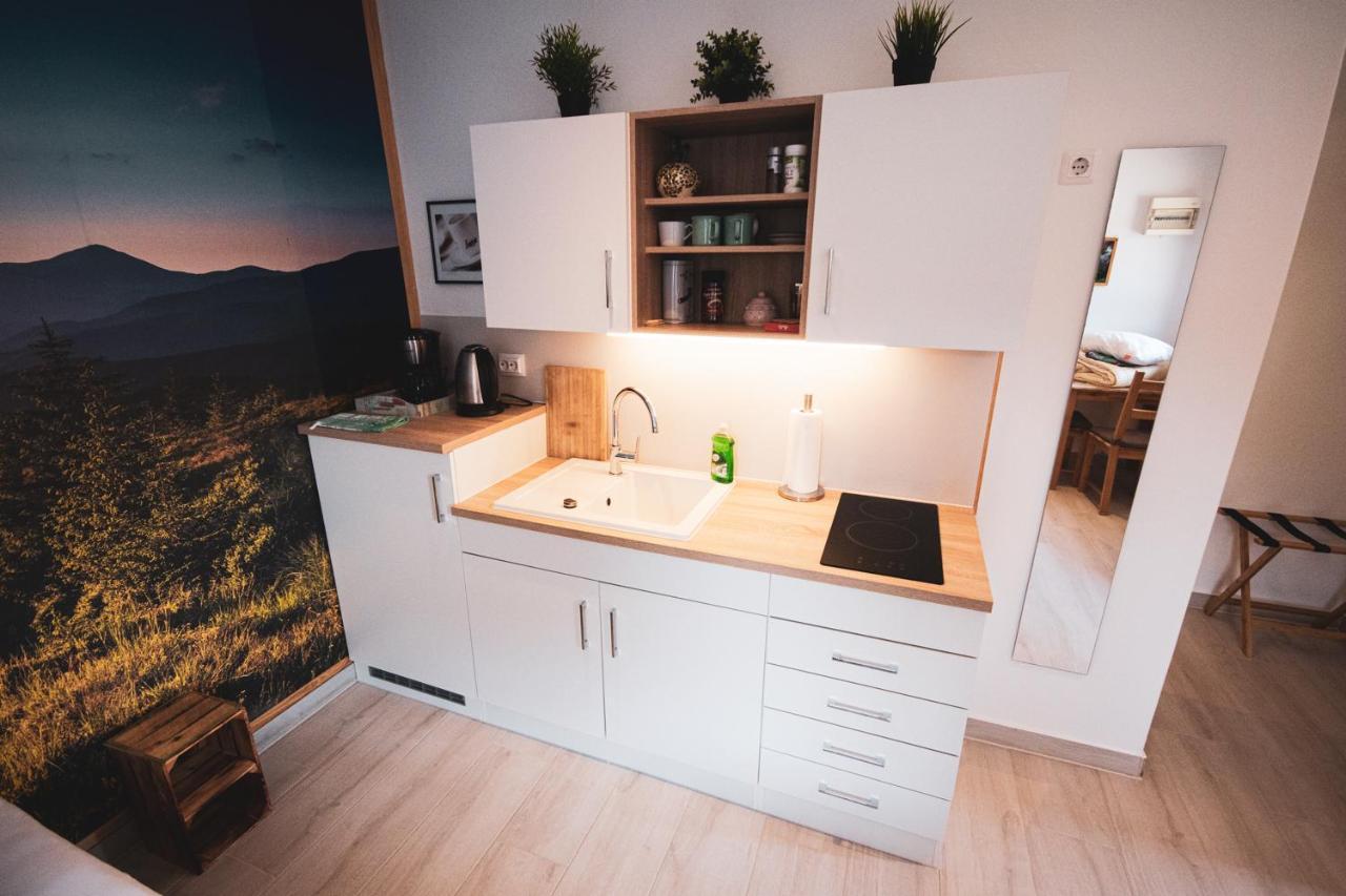 Northwest Studio Apartments Клагенфурте Экстерьер фото